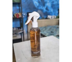 Odorizant de Cameră Vanilla Amber 250 ml – Eleganță și Caldură în Fiecare Pulverizare