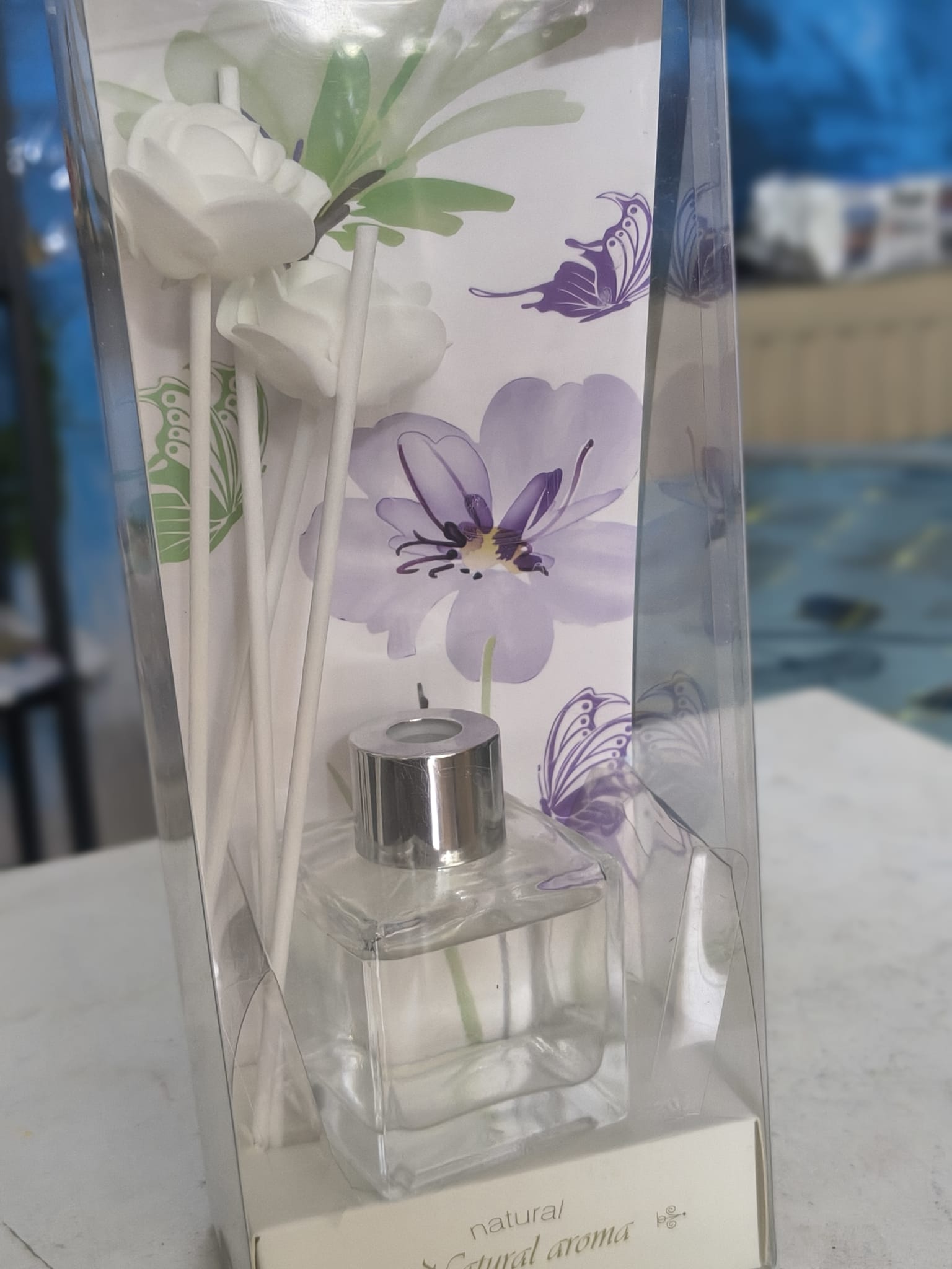 Odorizant de Cameră cu Bețișoare Natural Aroma 50 ml – Prospețime și Echilibru Inspirat din Natură Odorizant de Cameră cu Bețișoare Natural Aroma 50 ml – Prospețime și Echilibru Inspirat din Natură
